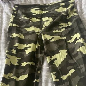 lululemon athletica Green & Olive Camo Leggings